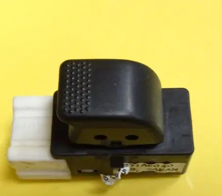 Subaru Legacy Electric window control switch 83071AE040