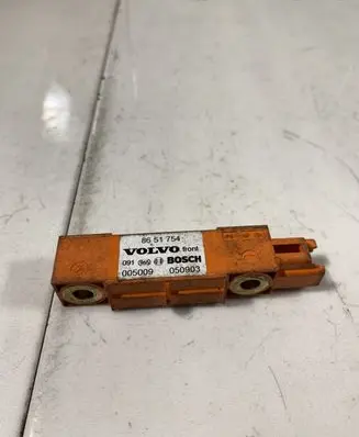 Volvo XC90 Airbag deployment crash/impact sensor 8651754
