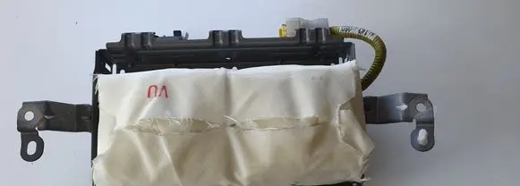 Toyota Prius (XW30) Passenger airbag