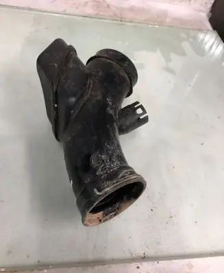 BMW X4 G02 Air intake duct part 8587573