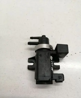 Volkswagen PASSAT B5 Turbo solenoid valve 1H0906627 72190320
