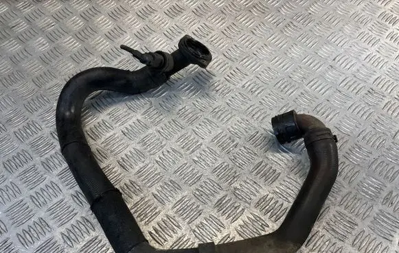 Volkswagen PASSAT B6 Engine coolant pipe/hose 1K0122291L