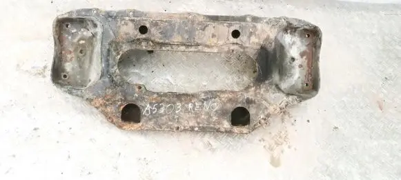 Renault Trafic I Front subframe