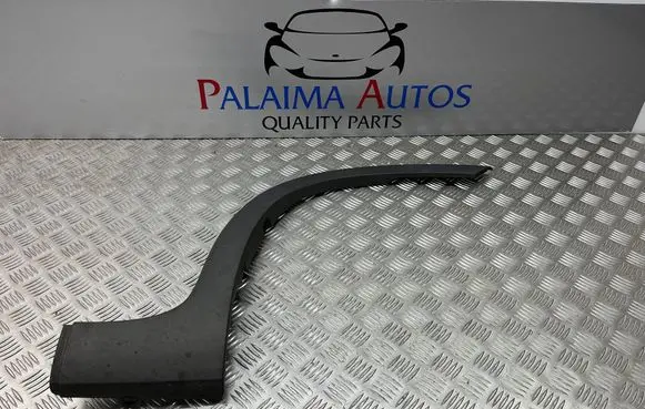 Fiat 500L Front arch trim 735568351