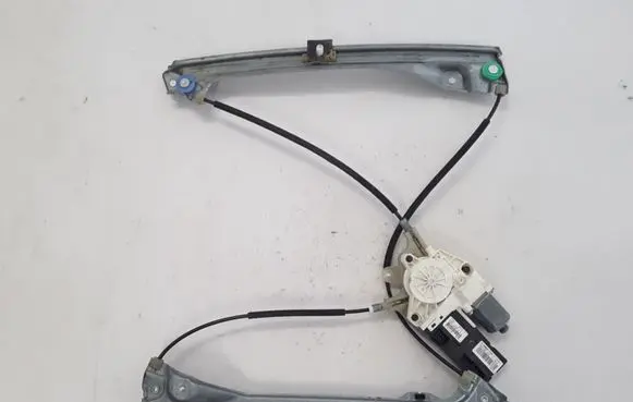 Renault Laguna III Front window lifting mechanism without motor