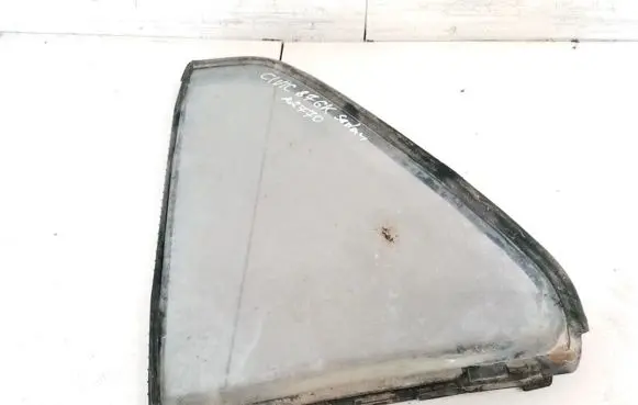 Honda Civic Rear vent window glass 
