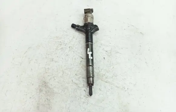 Toyota RAV 4 (XA30) Fuel injector 23670-0R020 012307F7 0000E7