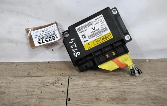 Renault Megane III Airbag deployment crash/impact sensor 285585226R