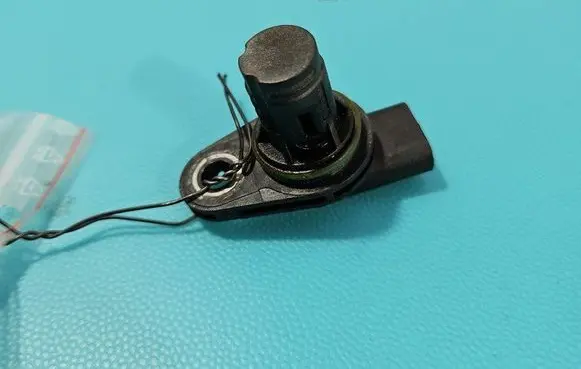 Camshaft position sensor