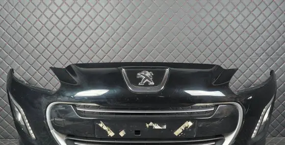 Peugeot 308 Front bumper 