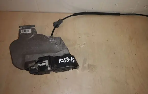 Volvo S40 Front door lock 30753655 A25916