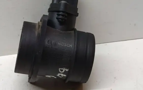 Volkswagen Golf V Mass air flow meter 0281002531 038906461B