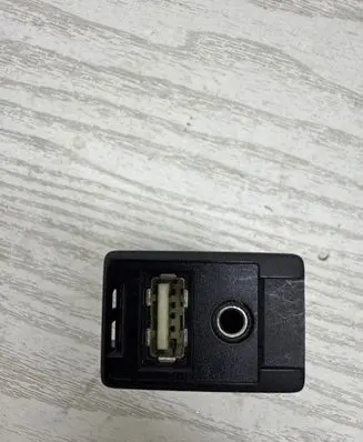 USB socket connector