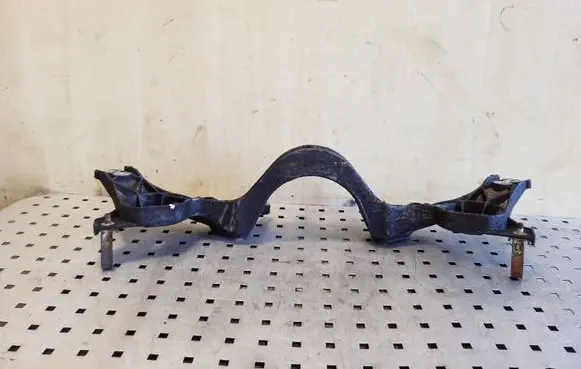 BMW X3 E83 Rear differential/diff mount bracket 3450440