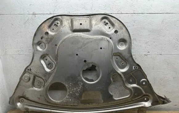 BMW 7 F01 F02 F03 F04 Engine splash shield/under tray 6777727