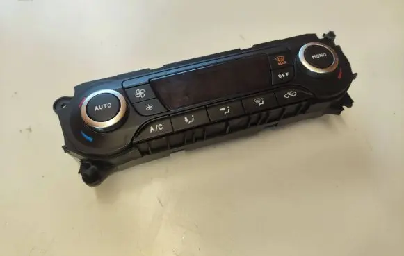 Ford Mondeo MK IV Climate control unit BS7T18C612AC 0259A YD1A30743