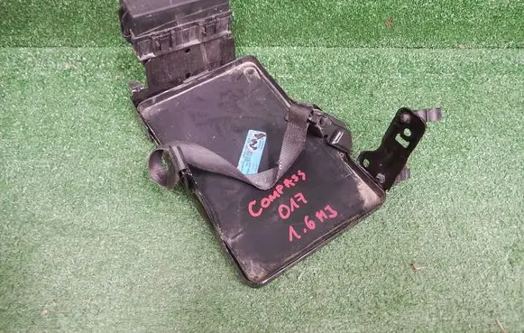 Jeep Compass Battery tray 