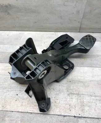 Volkswagen Golf VII Brake pedal 5Q1721058DL 270819