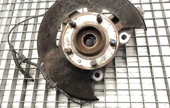 Chevrolet Orlando Front wheel hub spindle knuckle