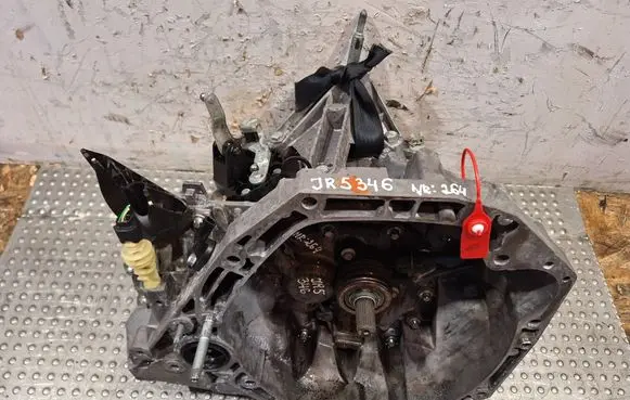 Dacia Logan I Manual 5 speed gearbox S25081264 JR5346
