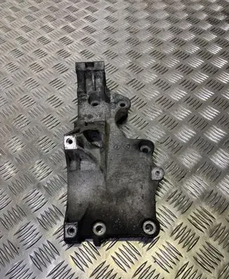 Volkswagen PASSAT B6 Generator/alternator bracket 03G903143F