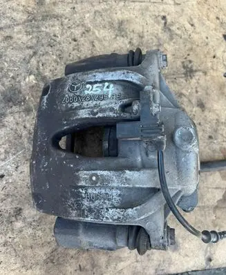 Mercedes-Benz E W211 Front brake caliper Z06028295RE