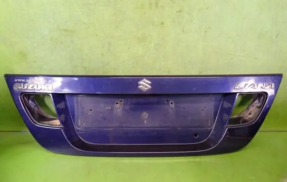 Suzuki Liana Rear/tail light trim molding 