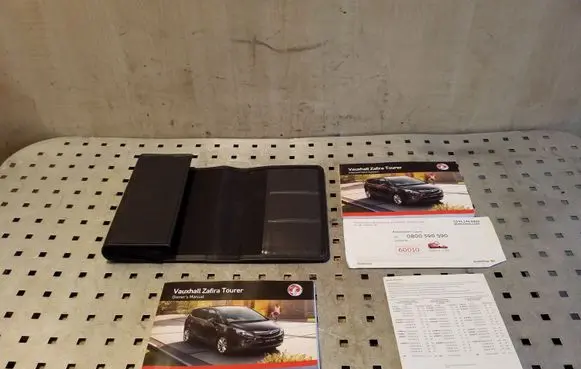 Opel Zafira C User manual 