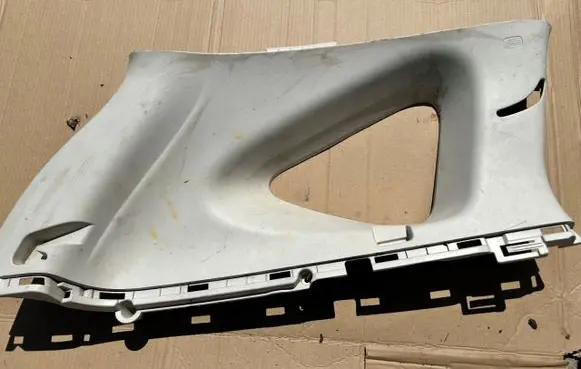Honda CR-V Front door card panel trim 84181T1GE