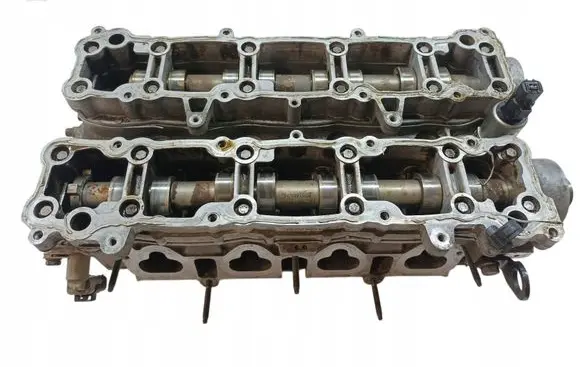 Citroen C4 I Engine head 9656249480