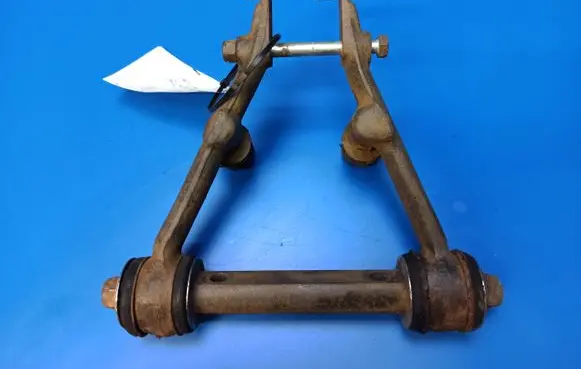 Jaguar XJS Front lower control arm/wishbone