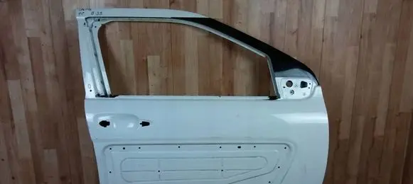 Citroen C4 Cactus Front door 9801012880
