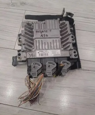 Renault Megane II Engine control unit/module ECU 8200565863