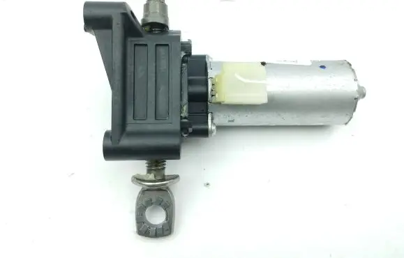 Mercedes-Benz EQA Seat adjustment motor J13818659