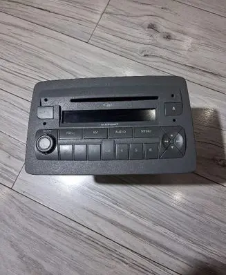 Fiat Panda II Radio/CD/DVD/GPS head unit 7646386316