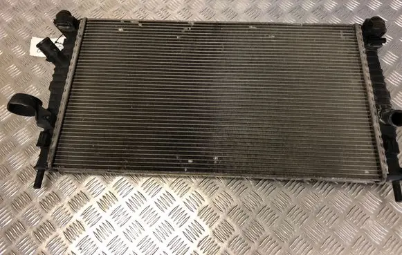 Volvo V50 Coolant radiator 3M5H8005TL