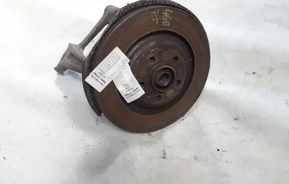 Rear wheel hub spindle/knuckle