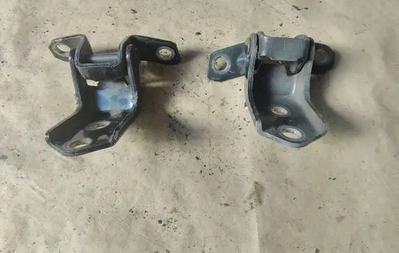 Mazda 3 I Front door hinge set 