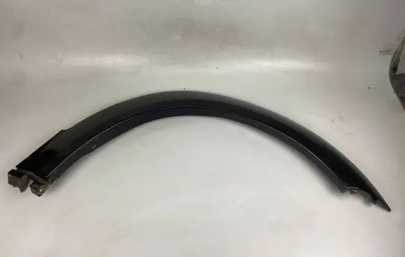 Front arch trim