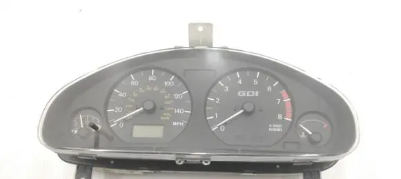 Mitsubishi Carisma Speedometer (instrument cluster) OP0179001