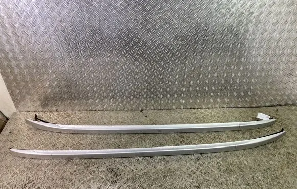 Roof bar rail
