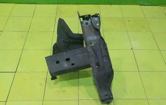 Peugeot 5008 Front side member PRZOD