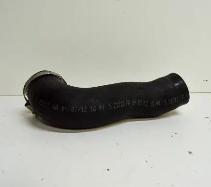 Volkswagen Jetta VI Intercooler hose/pipe 1K0145832AF