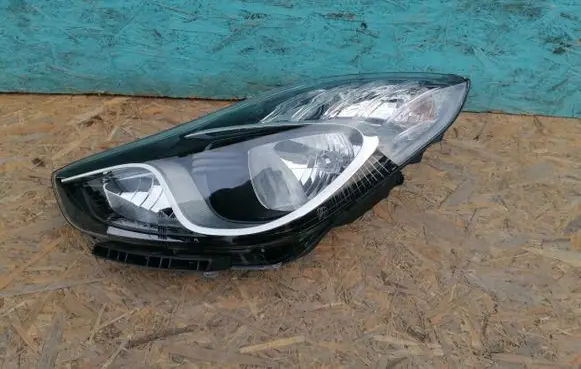 Hyundai ix20 Headlight/headlamp