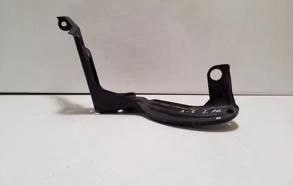 Audi A6 S6 C6 4F Intercooler pipe mounting bracket 4F0145813F