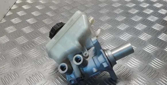 Jaguar XE Master brake cylinder 03350858651