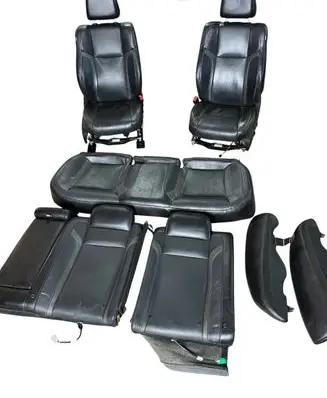 Dodge Charger Seat set P1HZ101X9AE