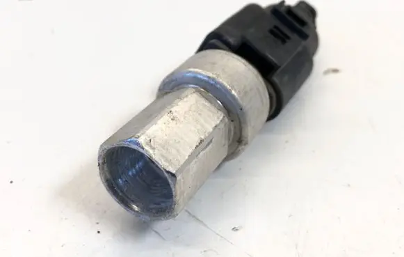Volkswagen Touareg I Air conditioning (A/C) pressure sensor 1K0959126A