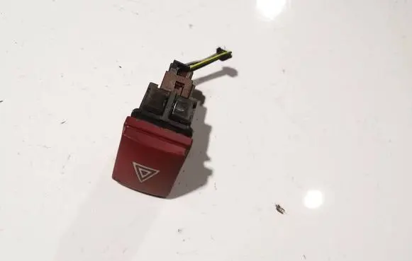 Peugeot 207 Hazard light switch