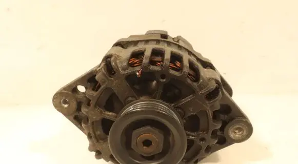 Chevrolet Aveo Generator/alternator 2655476
